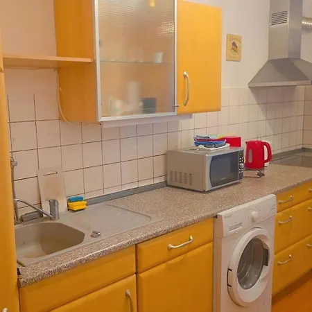 Apartman Work & In
